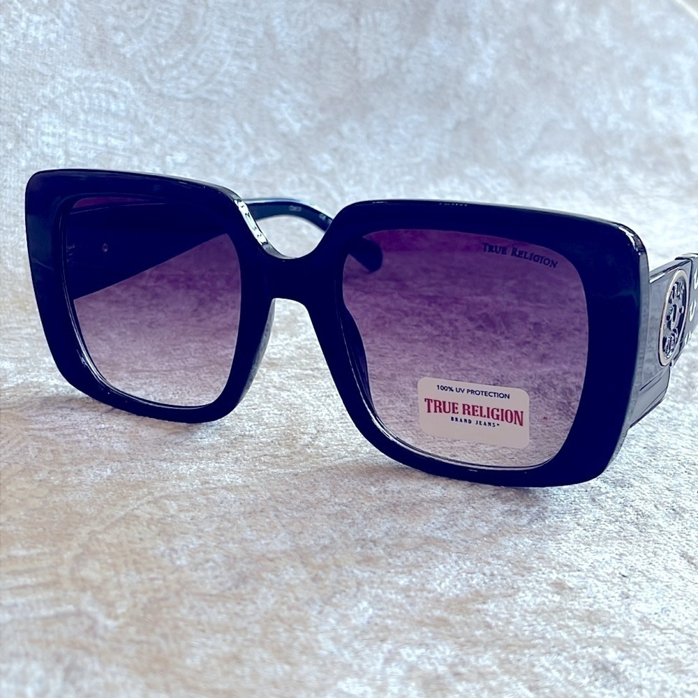 Brand New True Religion Black Oversized Square Sunglasses Purple Gradient Lens